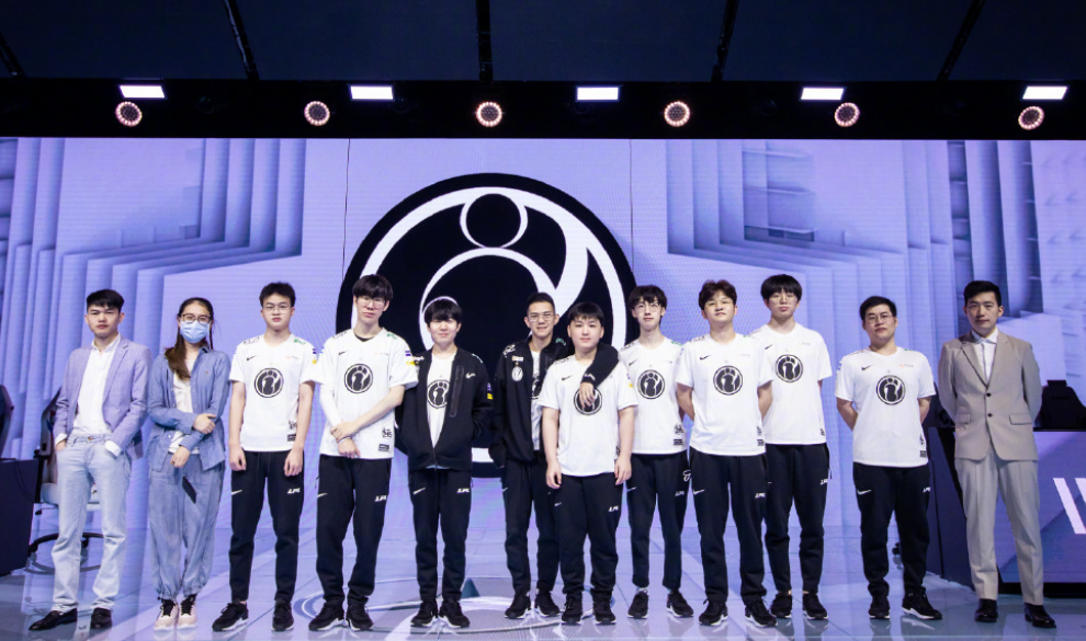 城对手的球 城对手的球